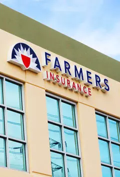 Farmers Insurance – Cesar Uriel Agency