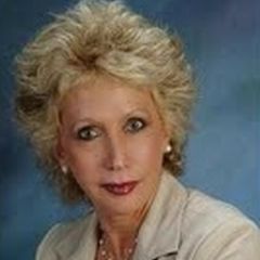 Sotheby’s International Realty – Ria Scoma Team